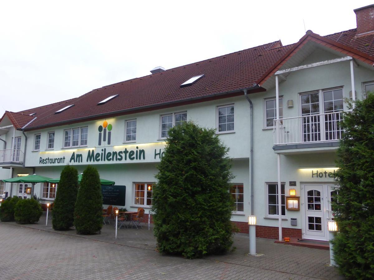 Hotel Am Meilenstein Dunkelforth Luaran gambar