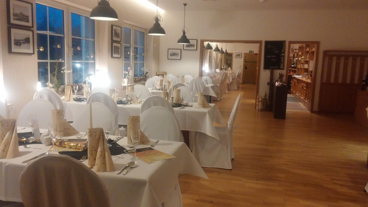 Hotel Am Meilenstein Dunkelforth Luaran gambar